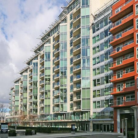 לונדון Riverside 1 Bed Apartment מראה חיצוני תמונה